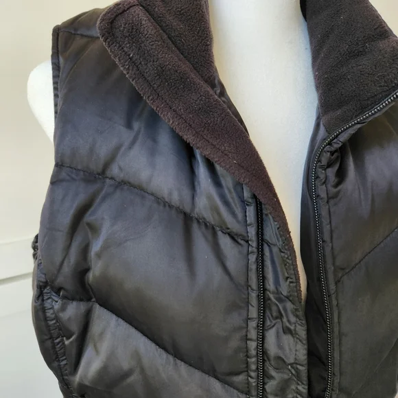 Goose Down Vest Quilted Puffer Black Fall Winter Outdoors Cabincore Warm Medium - Picture 7 of 14